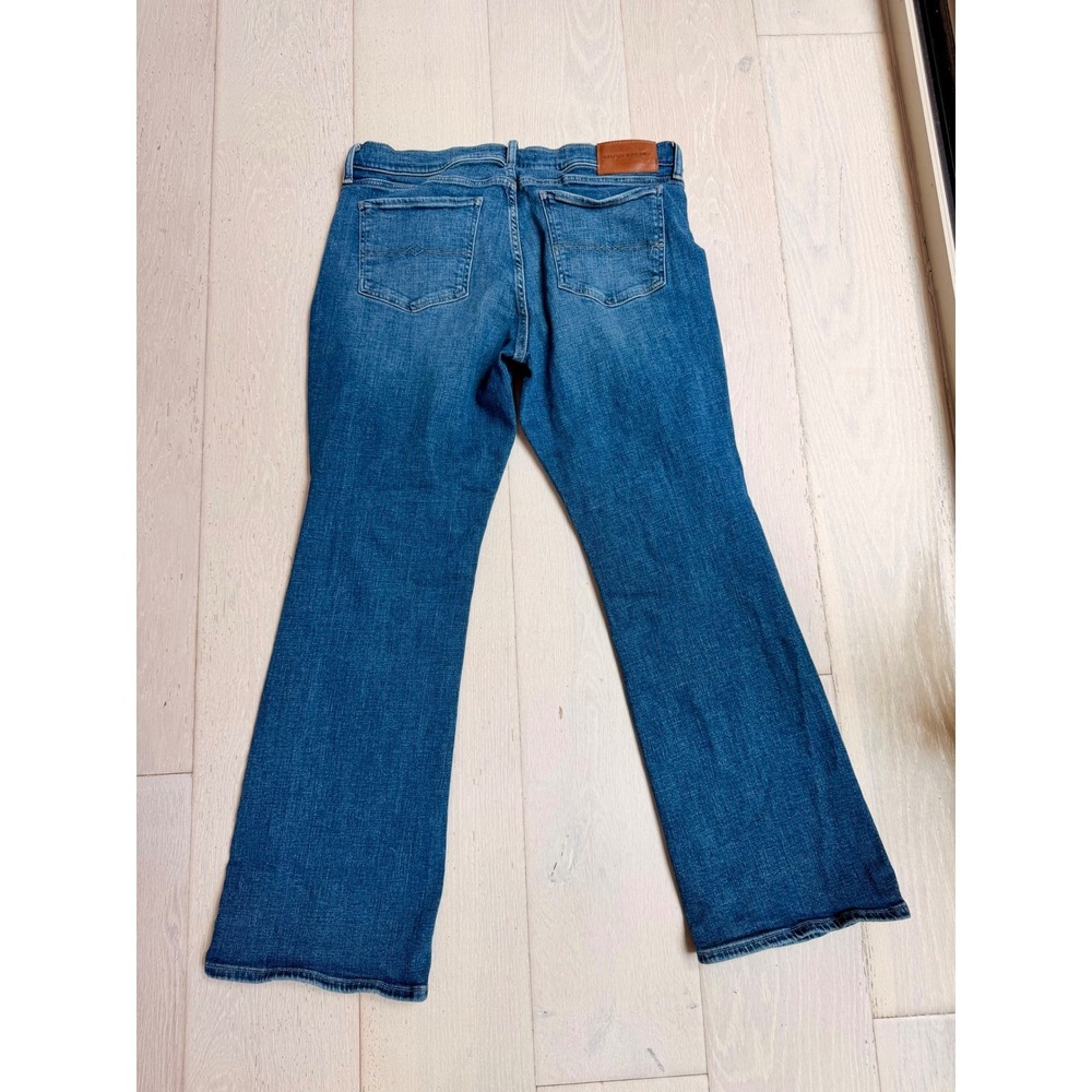 Lucky Brand Sweet N Low Bootcut Jeans Womens 14/32 Blue Denim Mid Rise Med Wash - Picture 5 of 5